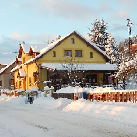 Guest House Vila Frýdštejn Exterior foto